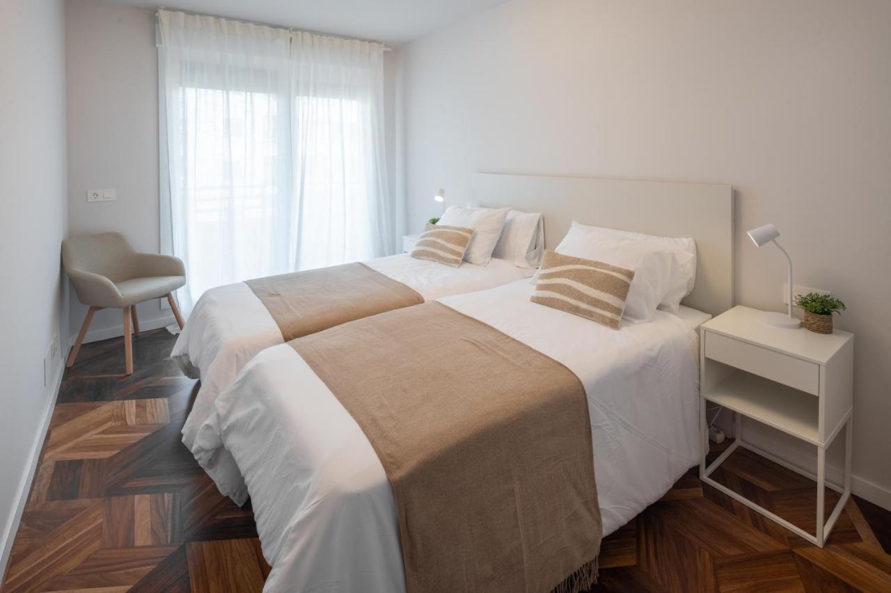 Zarautz Beach With Parking By Aston Rentals Екстер'єр фото